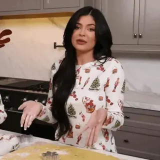 🦋 6dca5d0f Kylie Jenner, Kochen, Kekse, Weihnachten, Backen, Küche telegram sticker