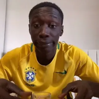 😒 56934338 Khaby Lame 卡比·莱姆, 抖音, 网络迷因, 喜剧, 社交媒体, 反应 telegram sticker