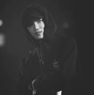 🗝 d2a965e9 男人, 帽衫, 肖像, 黑白, 风格, 人 whatsapp sticker