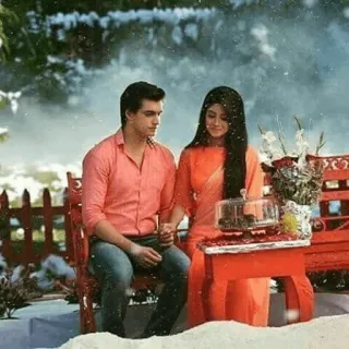 💨 353087fc 커플, 사랑, 로맨스, 겨울, 눈, 인도 옷 telegram sticker