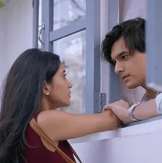 🙃 63a9cde2 커플, 사랑, 로맨스, 관계, 창문, 애정, 친밀함 telegram sticker