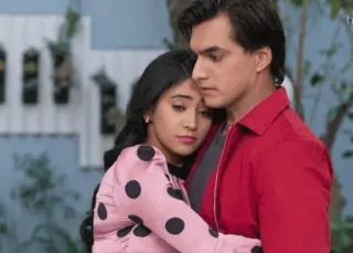 🙁 7a3a1b9f 커플, 포옹, 사랑, 로맨스, 애정, 포옹 telegram sticker