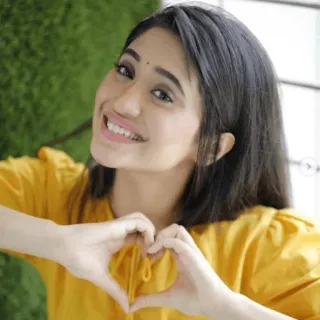 ❤️ bc31ab96 여자, 하트, 사랑, 미소, 쾌활한, 노란색, 인물 telegram sticker