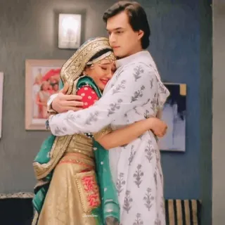 ❤️ d0ce9ca0 포옹, 커플, 로맨스, 애정, 인도 의류, 결혼 telegram sticker