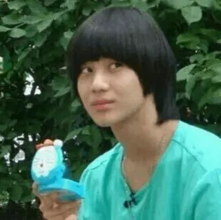 🤨 2499f2fb telegram sticker