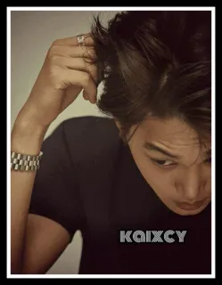 😒 71d7c7db KAIXCY uomo, maschile, moda, ritratto, persona telegram sticker