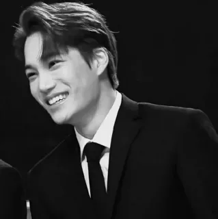 🌑 1a3c7a08 Kai kpop, cantor, idol, exo, pessoa, homem, terno whatsapp sticker