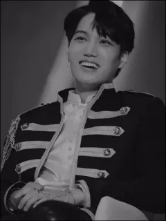 🌑 6a9ff9a2 homem, retrato, formal, sorriso, preto e branco, jaqueta whatsapp sticker