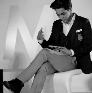 🌑 8fb37f4c whatsapp sticker