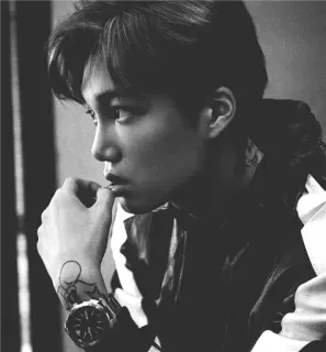 🌑 d640d15b Retrato, Preto e branco, Homem, Pessoa, Monocromático, Masculino, Relógio, Tatuagem whatsapp sticker