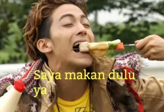 😁 f79da868 Saya makan dulu ya food, eating, skewer, man whatsapp sticker