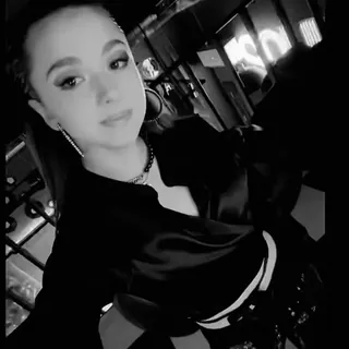 👸 44847cb9 telegram sticker