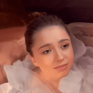 👸 b865f769 telegram sticker