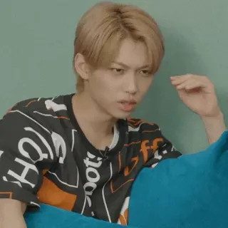 ➖ 20695fe8 Felix orang, pria, serius, potret telegram sticker