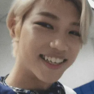 ➖ 92512713 Felix kpop, stray kids, felix, idola, musik, penyanyi, rambut pirang, imut telegram sticker