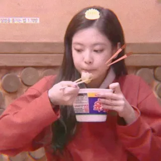 🌹 6064ff73 mujer, comiendo, fideos, palillos, comida, persona telegram sticker