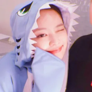 🌹 77f276c2 mujer, disfraz de tiburón, retrato, interior, guiño telegram sticker