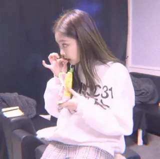 🌹 84cc27b7 telegram sticker