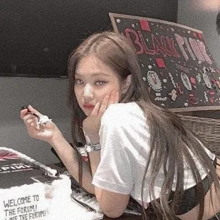 🌹 e3d27054 BLACK PINK kpop, blackpink, jennie, cantante, música, ídolo telegram sticker