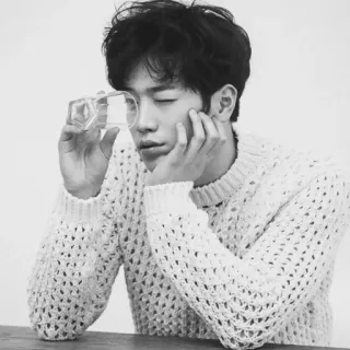 ➖ 26d9287f Mann, Porträt, Pullover, Schwarzweiß, Brille whatsapp sticker