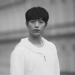 ➖ ef4e75d4 person, porträt, mann, schauspieler, asiatisch, hoodie whatsapp sticker