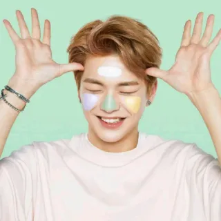 🐰 801e170c personne, homme, visage, beauté, coréen, joyeux, sourire whatsapp sticker