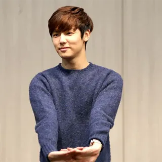 🙂 32ce5e68 telegram sticker