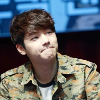 😑 b4d1dbb9 telegram sticker