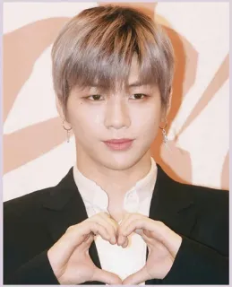 ✨ dc4b4a07 남자, 케이팝, 한국인, 사람, 가수, 연예인 whatsapp sticker