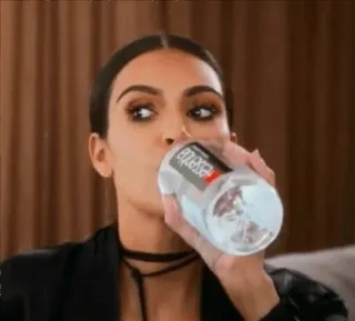 🐝 0532f0df essentia vrouw, drinken, water, fles telegram sticker