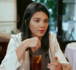 🌴 278ea3de vrouw, persoon, drankje, model, casual telegram sticker