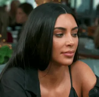 🖤 4cad9742 Kim Kardashian Reality-tv, Beroemdheid, Portret, Vrouw, Serieus telegram sticker