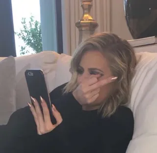 🖕 467c7648 doigt d'honneur, geste, offensant, femme, téléphone telegram sticker