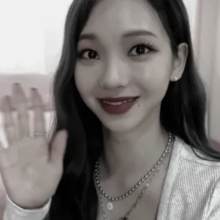 🍫 0cb890eb mujer, chica, retrato, sonrisa, saludo telegram sticker