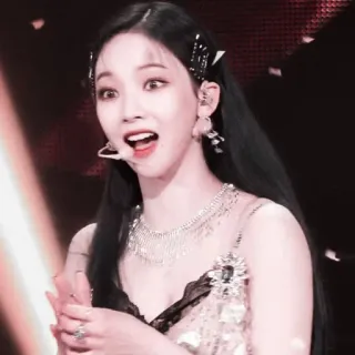 😱 500110e3 Karina K-pop, Idol, Cantora, Mulher, Artista, aespa, Entretenimento telegram sticker