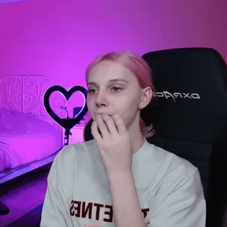 🥺 b1cbaf84 telegram sticker