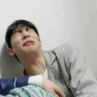 👤 7f53b1bb menangis, kesal, sedih, emosional, wajah, orang, ekspresi telegram sticker