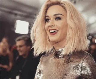 🌞 35e6aa25 Katy Perry Katy Perry, chanteuse, célébrité, portrait, femme, cheveux blonds, Grammy Awards whatsapp sticker