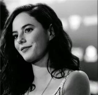 💛 09c90eed 女人, 肖像, 黑白, 女演员, 微笑 telegram sticker