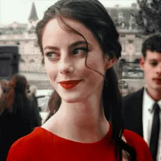 🎣 6fa3c2f3 женщина, красное платье, портрет, мода, стиль whatsapp sticker