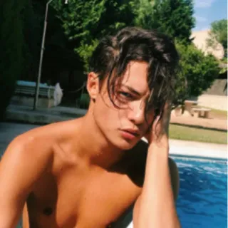 😠 12beef25 男人, 男性, 半裸, 游泳池, 模特, 肖像 telegram sticker