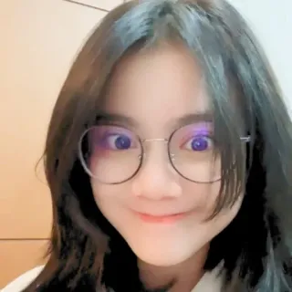 🍢 951fb57f アジア人, 女性, 女の子, 眼鏡, 自撮り, ポートレート telegram sticker