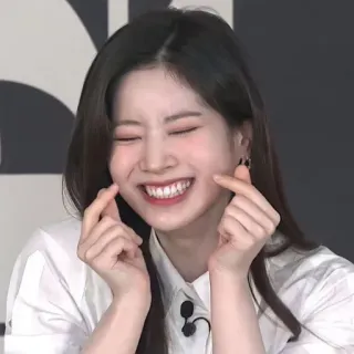 💕 361a444f kpop, twice, dahyun, idol, koreański, muzyka, portret telegram sticker