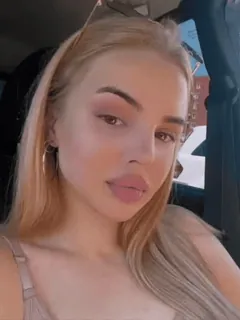 🍓 79b011c4 mujer, chica, retrato, rubia, selfie, bonita telegram sticker