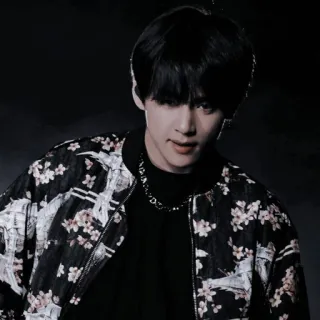 💱 308eaef7 người đàn ông, chân dung, kpop, thần tượng, v, Hàn Quốc, ca sĩ telegram sticker