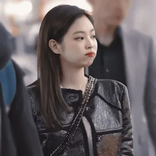 💱 7887fd05 Jennie kpop, jennie, blackpink, hàn quốc, ca sĩ, thời trang, sân bay telegram sticker
