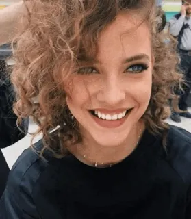 🚩 1b44fb63 Frau, Porträt, Lächeln, Locken, Person, glücklich telegram sticker