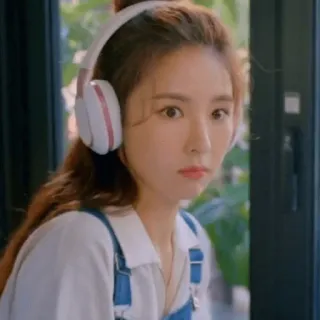 🔵 60c9aca0 女性, ヘッドホン, 女の子, ポートレート, 人, かわいい telegram sticker