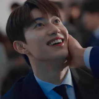 🔹 64789036 男性, スーツ, ネクタイ, アジア人, 笑顔 telegram sticker