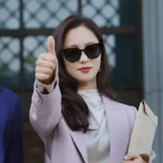 🔶 de9dd570 女性, いいね, ポジティブ, 人, サングラス, 笑顔 telegram sticker